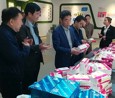 陜西省工信廳領(lǐng)導(dǎo)到三八婦樂調(diào)研